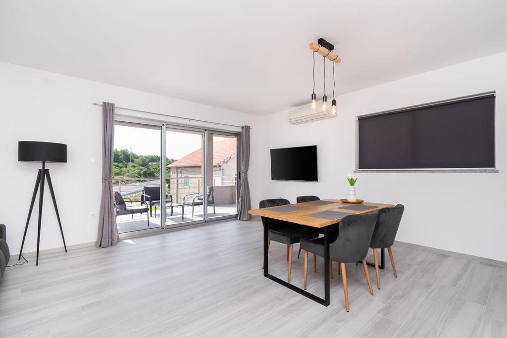 Apartments Grubisic - Sibenik - Parking Included Exterior foto